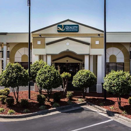 Quality Inn & Suites Mooresville-Lake Norman Dış mekan fotoğraf