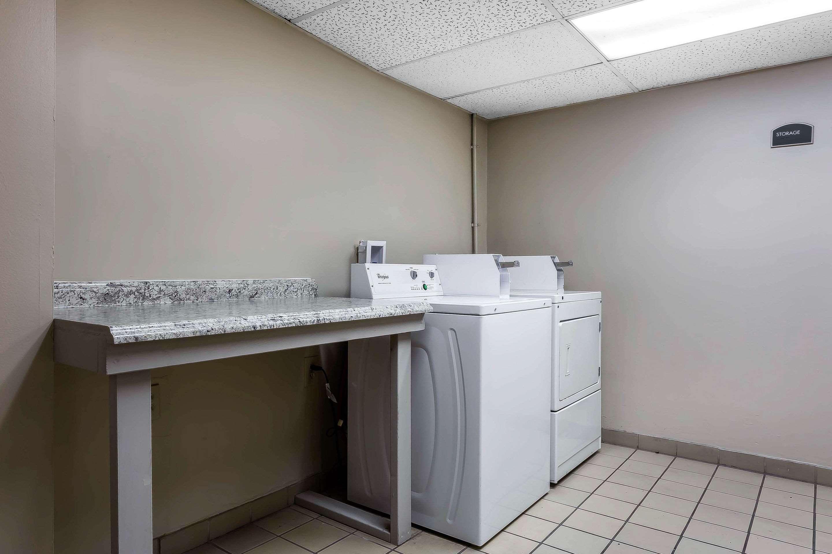 Quality Inn & Suites Mooresville-Lake Norman Dış mekan fotoğraf