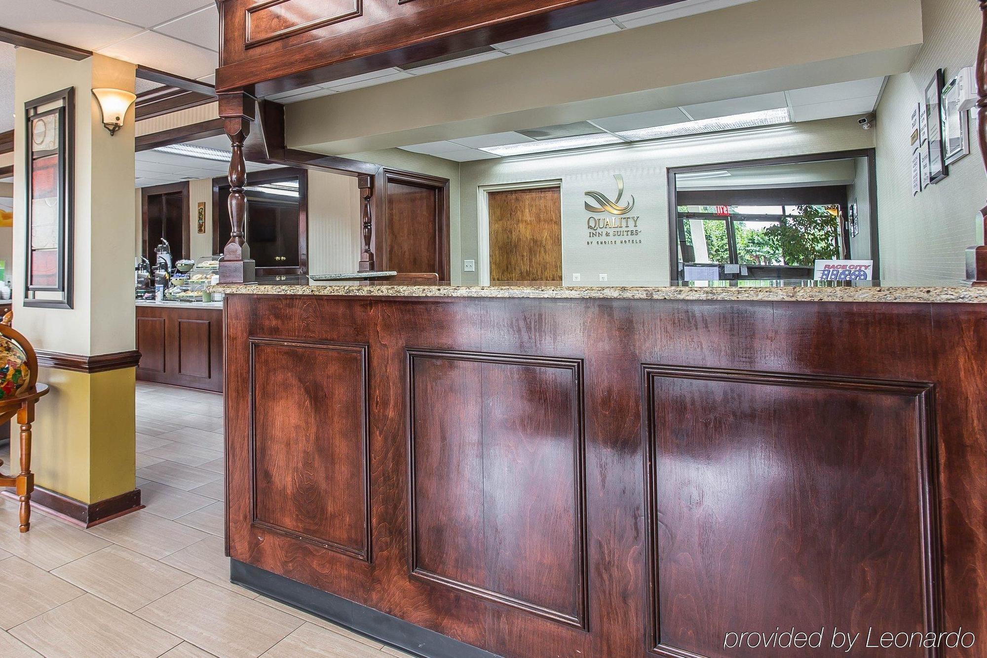 Quality Inn & Suites Mooresville-Lake Norman Dış mekan fotoğraf