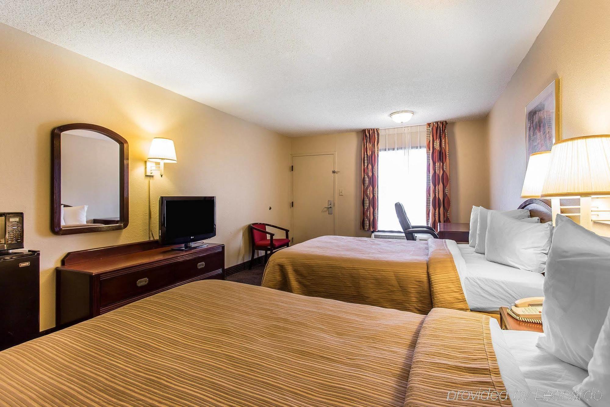 Quality Inn & Suites Mooresville-Lake Norman Dış mekan fotoğraf